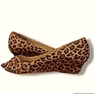 Pierre Dumas Leopard Print Wedge Heels in size Women's 6M